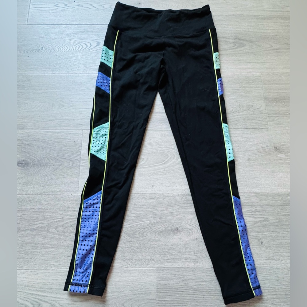 Victoria's Secret VSX Black Workout Leggings Size Small